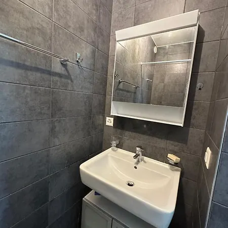 Luxury 1br With Terrace *
